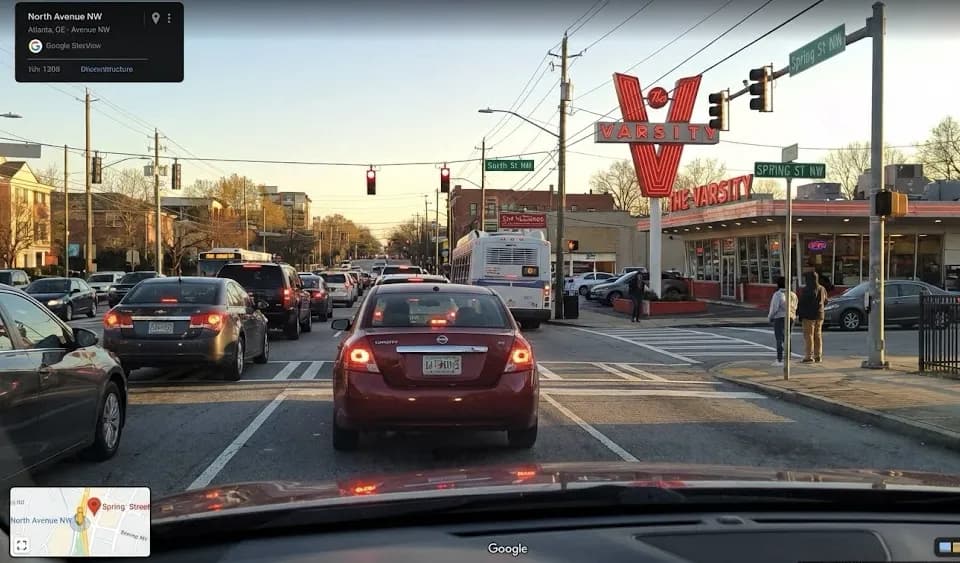 Navigating Auto Accident Risks Near The Varsity and Midtown