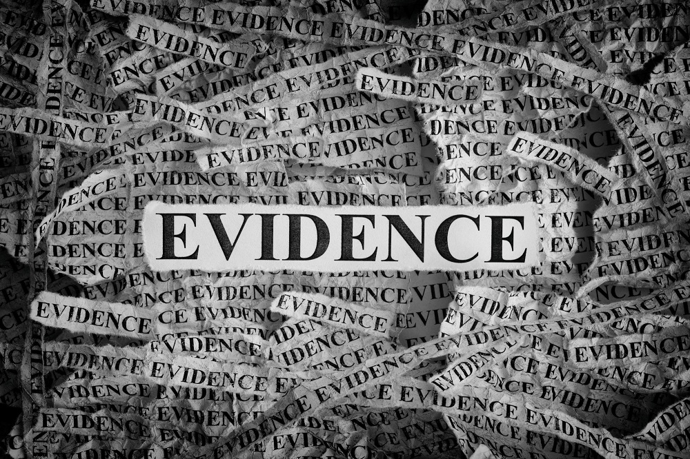 The Different Types of Evidence to Collect in a Trucking Accident