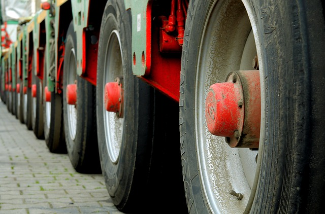 tire, rim, red